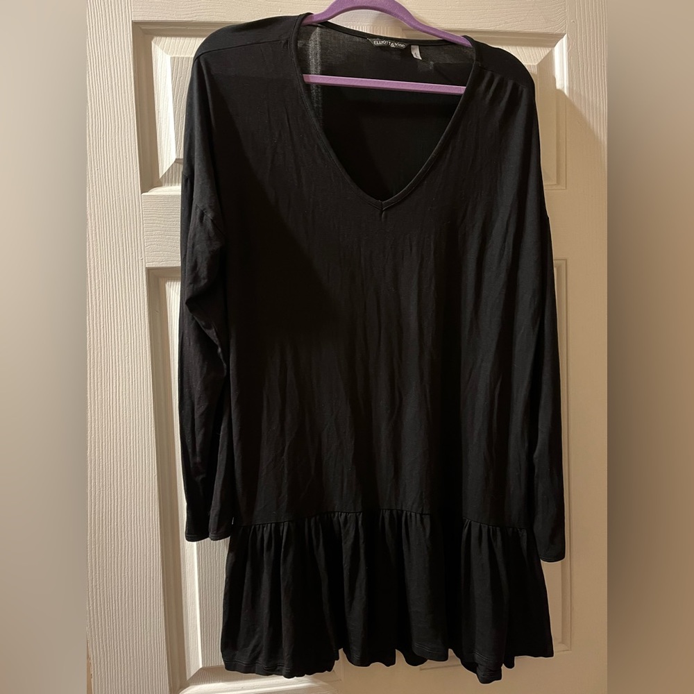 NWOT Black Peplum Tunic